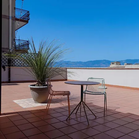 Chora Exclusive Apartament Reggio di Calabria